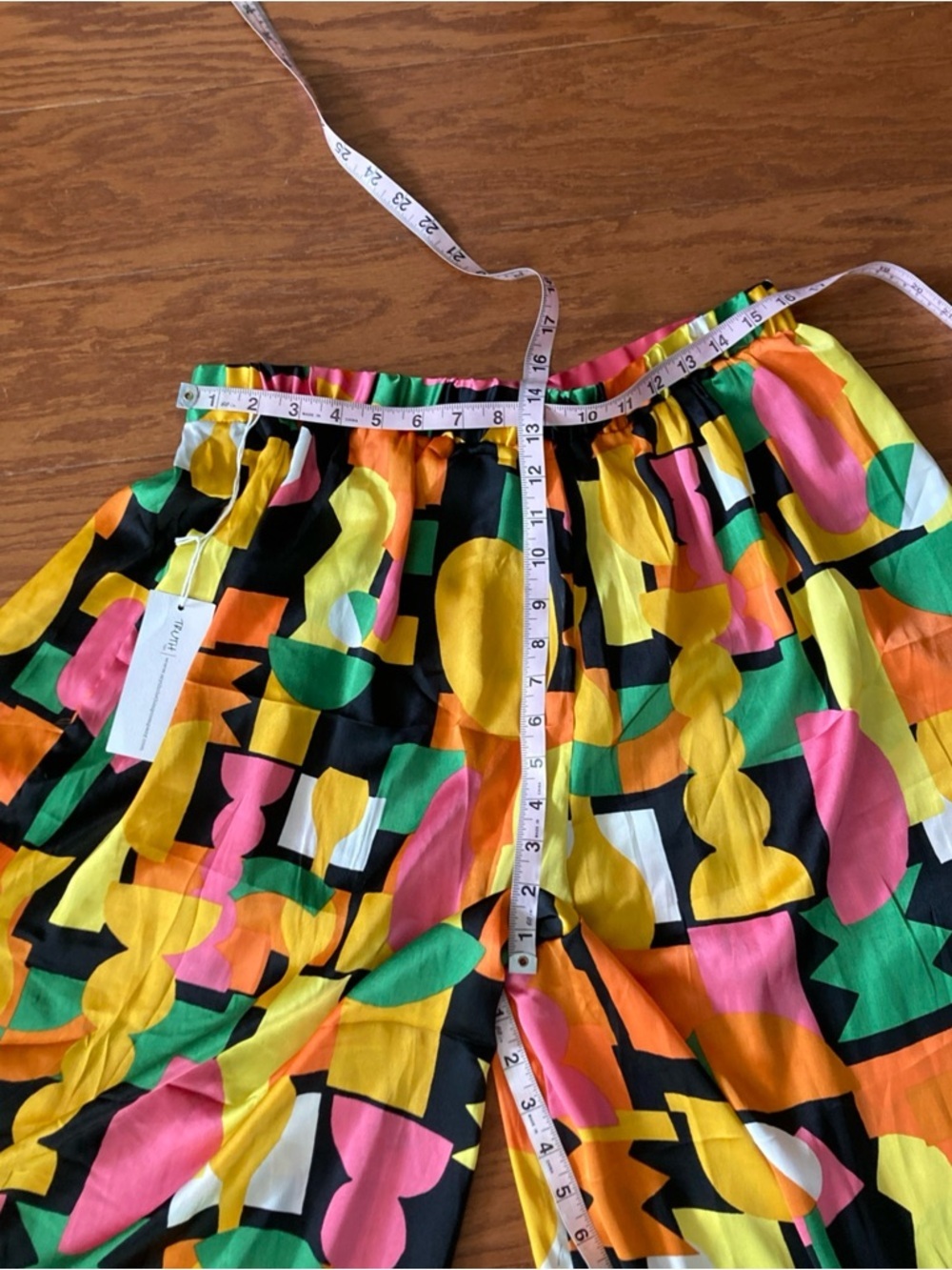 Live 4 Truth Wide Leg Pant NWT L Geometric Pattern - Picture 10 of 10
